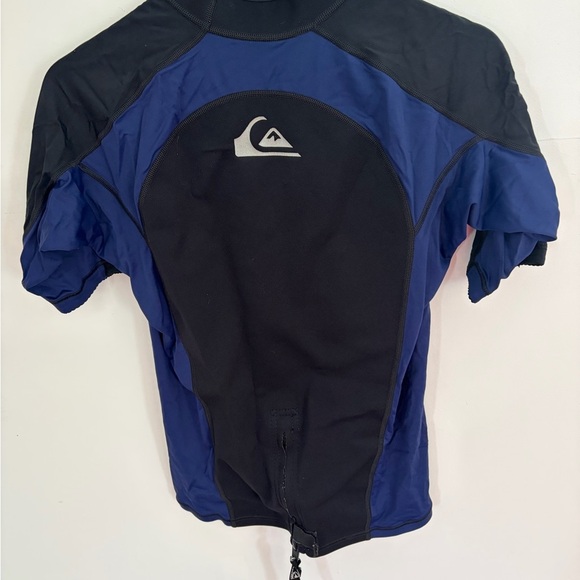 Quiksilver children Blue and Black Swim Shirt - Picture 3 of 5